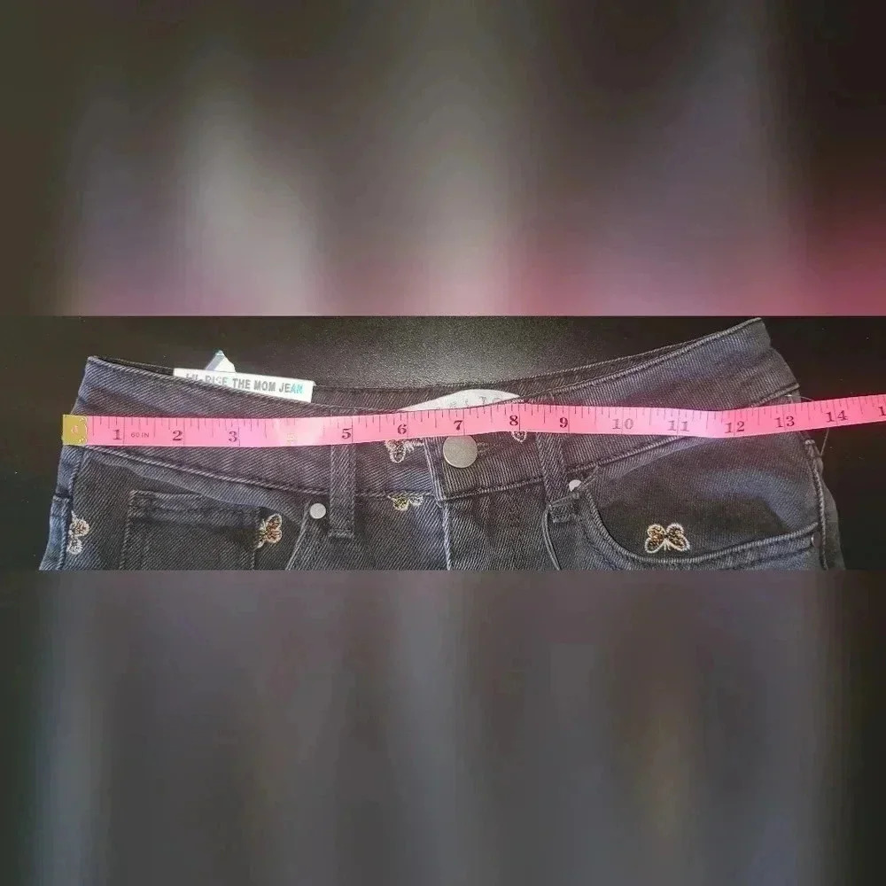 NWT Tinseltown Junior's Butterfly Pattern Distressed Jeans Size 5 - Picture 8 of 8
